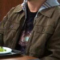 Leonard wears what appears to be Messier 101 galaxy shirt