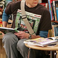 Sheldon wearing Thinker Clothing Mobo shirt